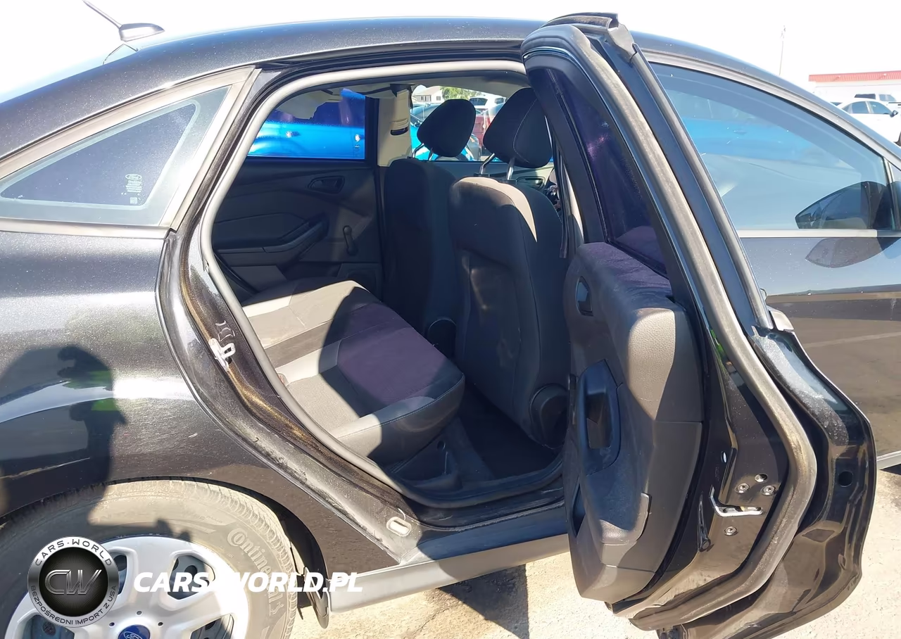 2013 Ford Focus S VIN:1FADP3E2XDL313771 - 8