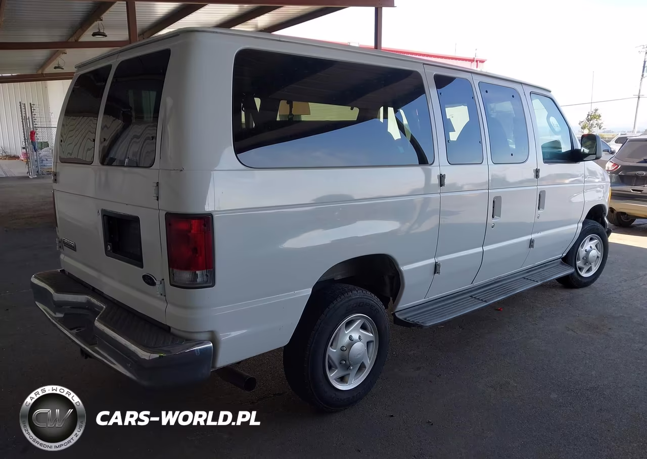 2006 Ford E-350 Super Duty Chateau-Xl-Xlt VIN:1FBNE31L46HA47807 - 4