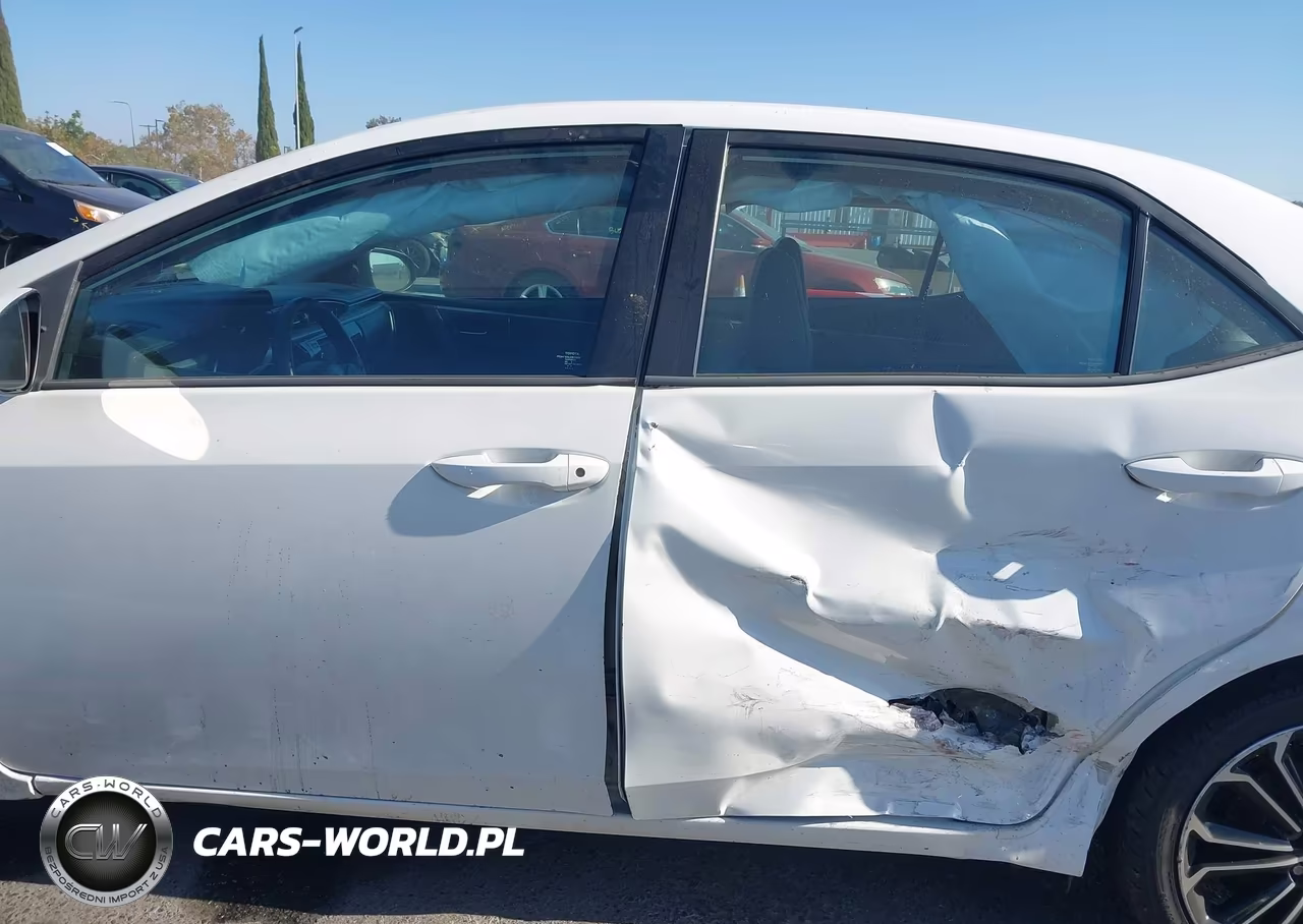 2016 Toyota Corolla S Plus VIN:5YFBURHE8GP561130 - 14