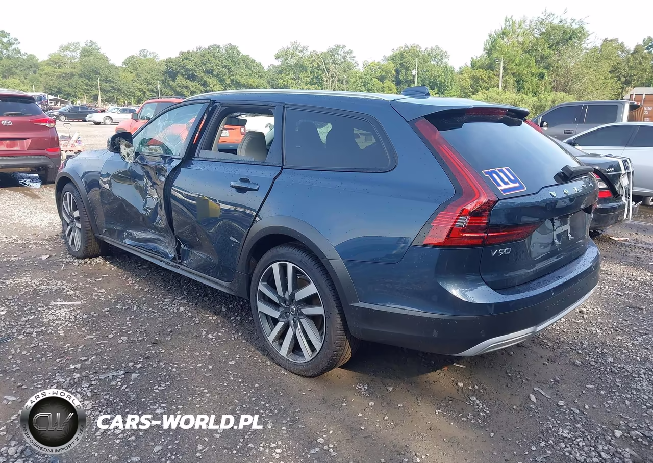2025 Volvo V90 Cross Country Plus, B6 Awd Gas (Mild Hybrid) VIN:YV4062NK8S1201935 - 3
