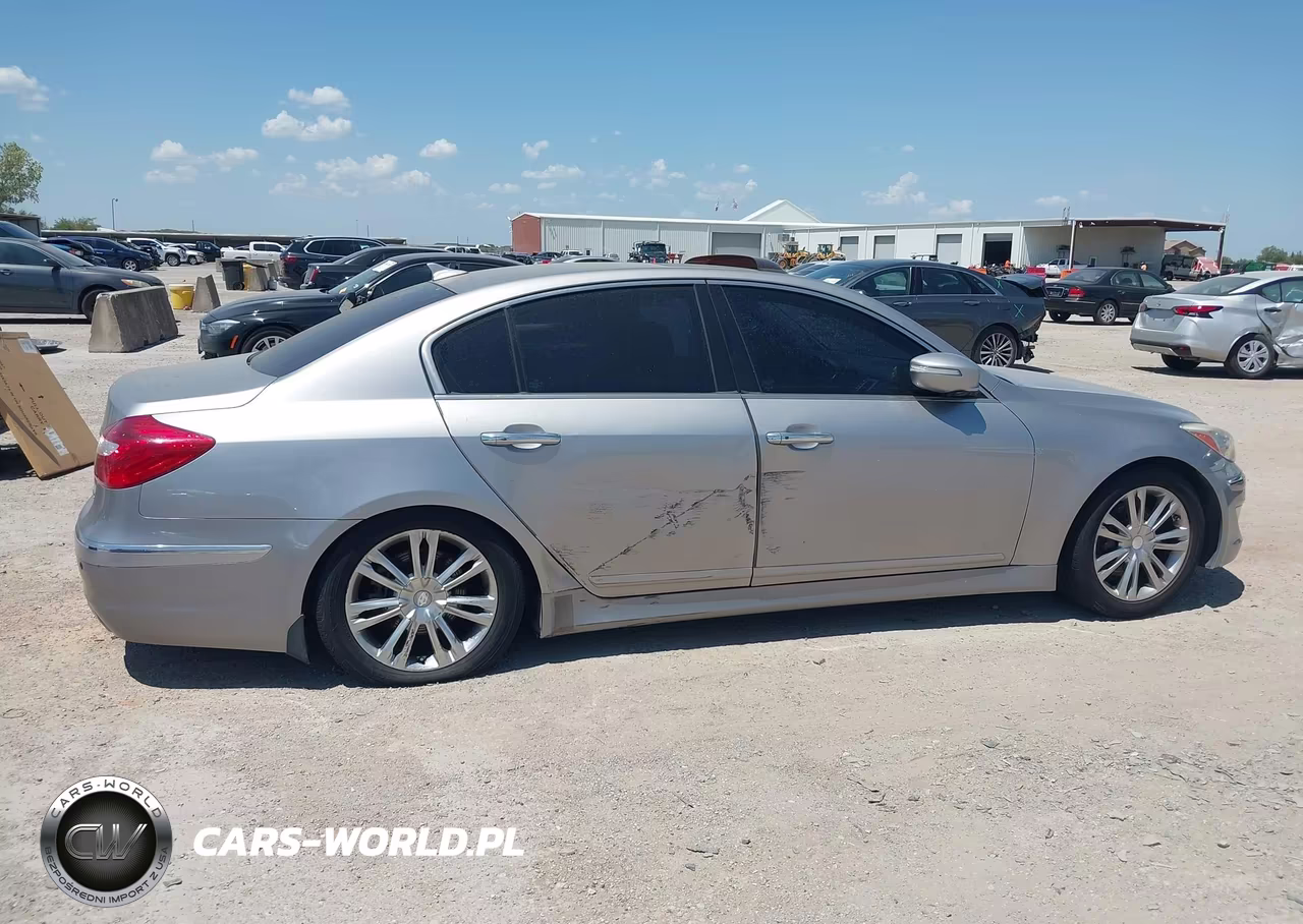 2013 Hyundai Genesis 3.8 VIN:KMHGC4DD2DU240378 - 6
