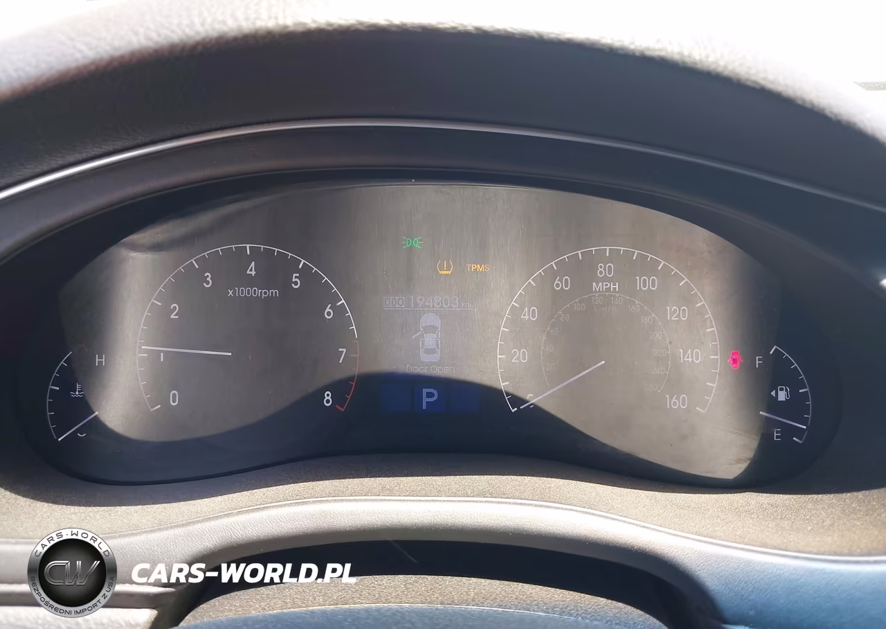 2013 Hyundai Genesis 3.8 VIN:KMHGC4DD2DU240378 - 7