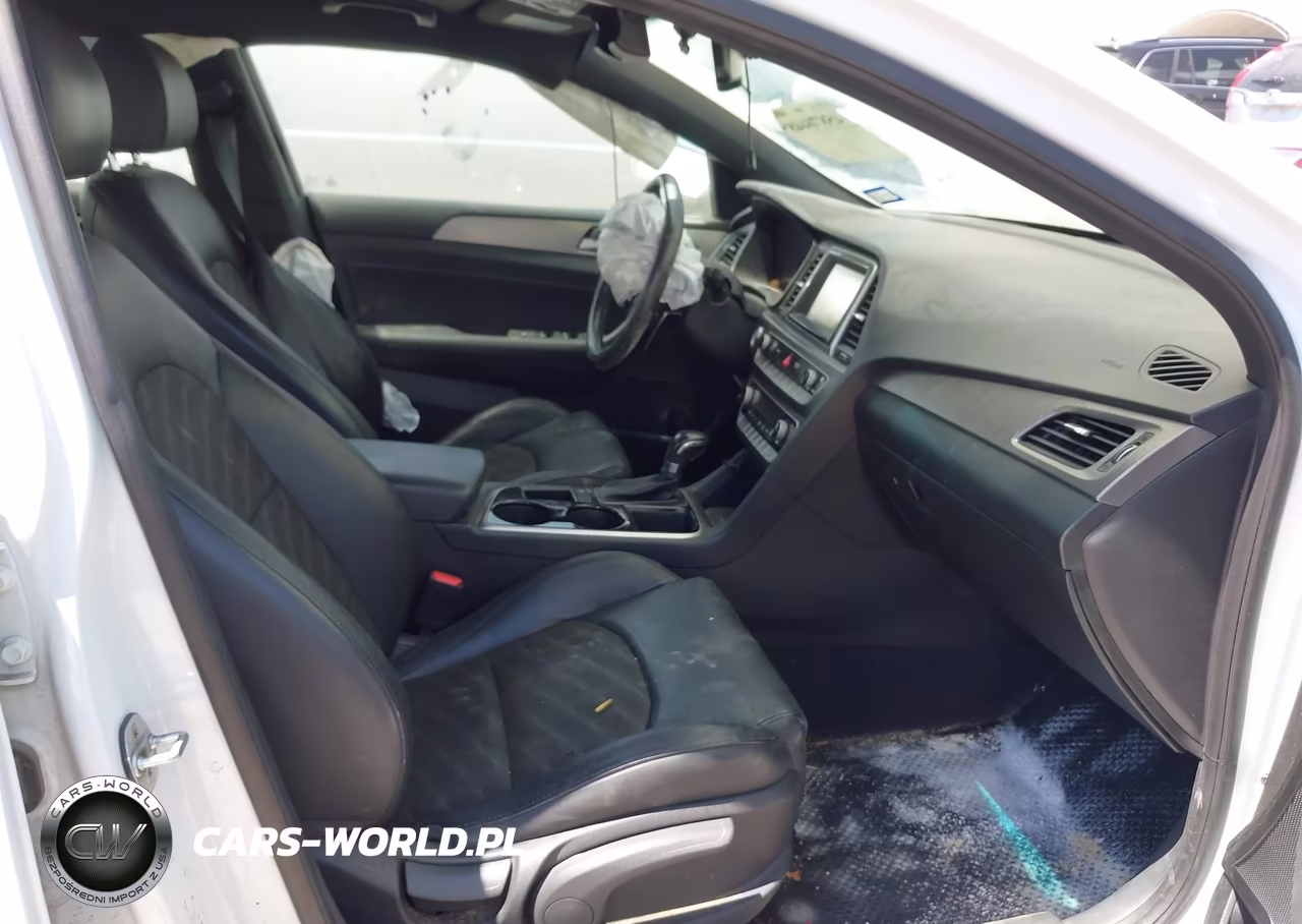 2019 Hyundai Sonata Sport VIN:5NPE34AF5KH772782 - 5
