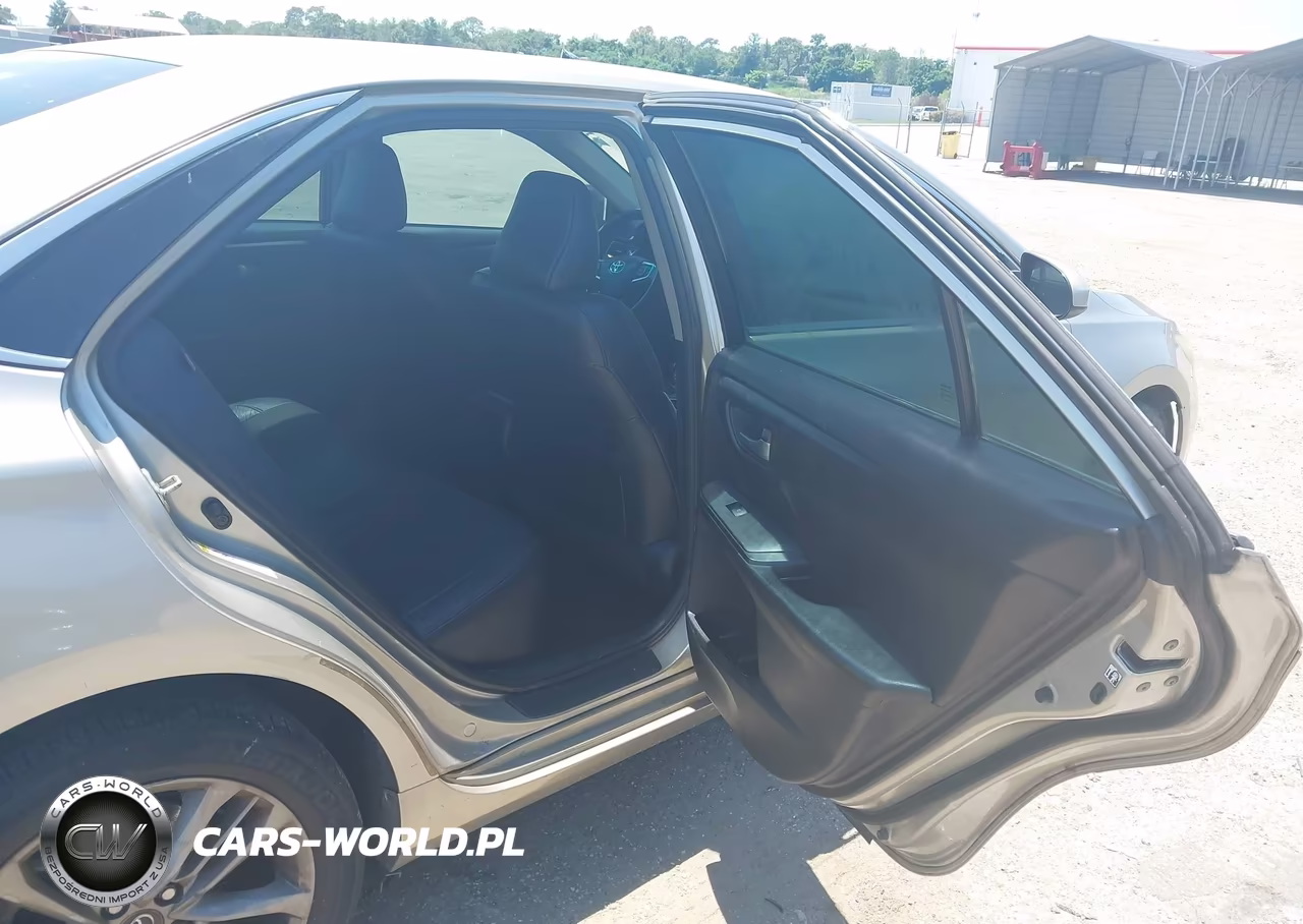 2017 Toyota Camry Se VIN:4T1BF1FK9HU640956 - 8