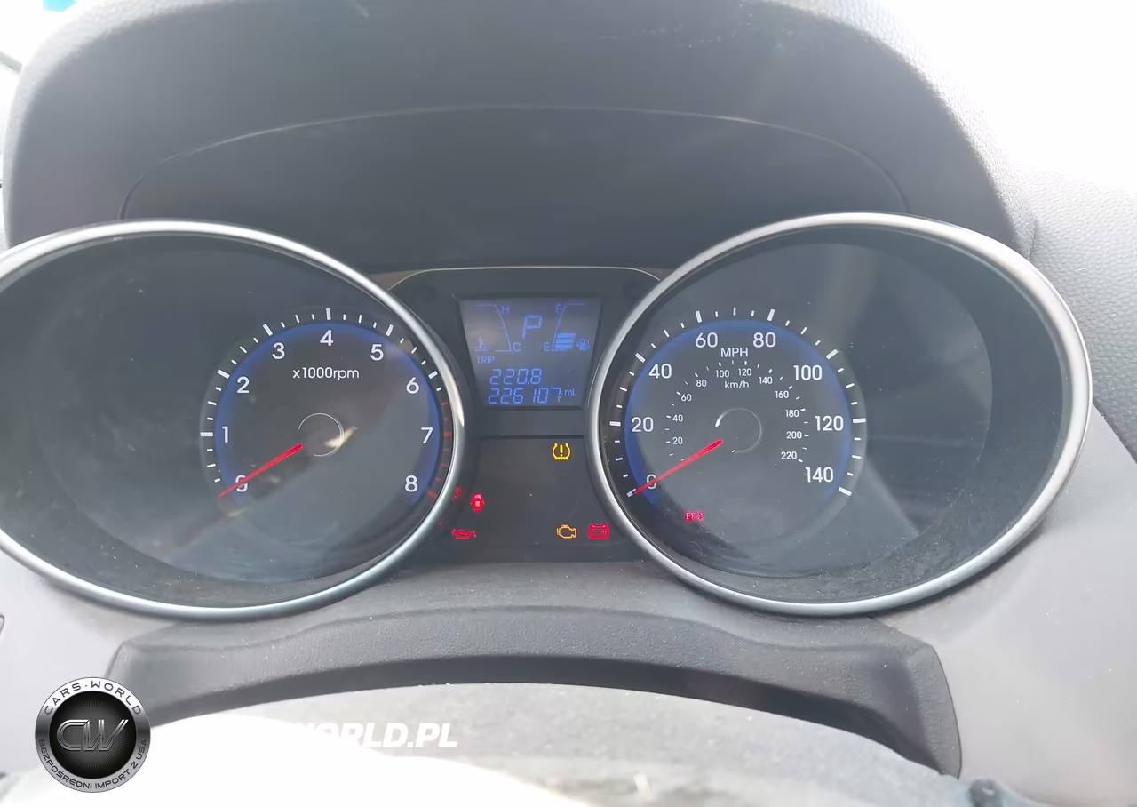 2011 Hyundai Tucson Gls VIN:KM8JU3AC2BU294155 - 7