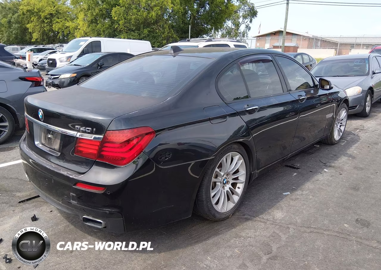 2013 BMW 740I VIN:WBAYA6C53DC994977 - 4