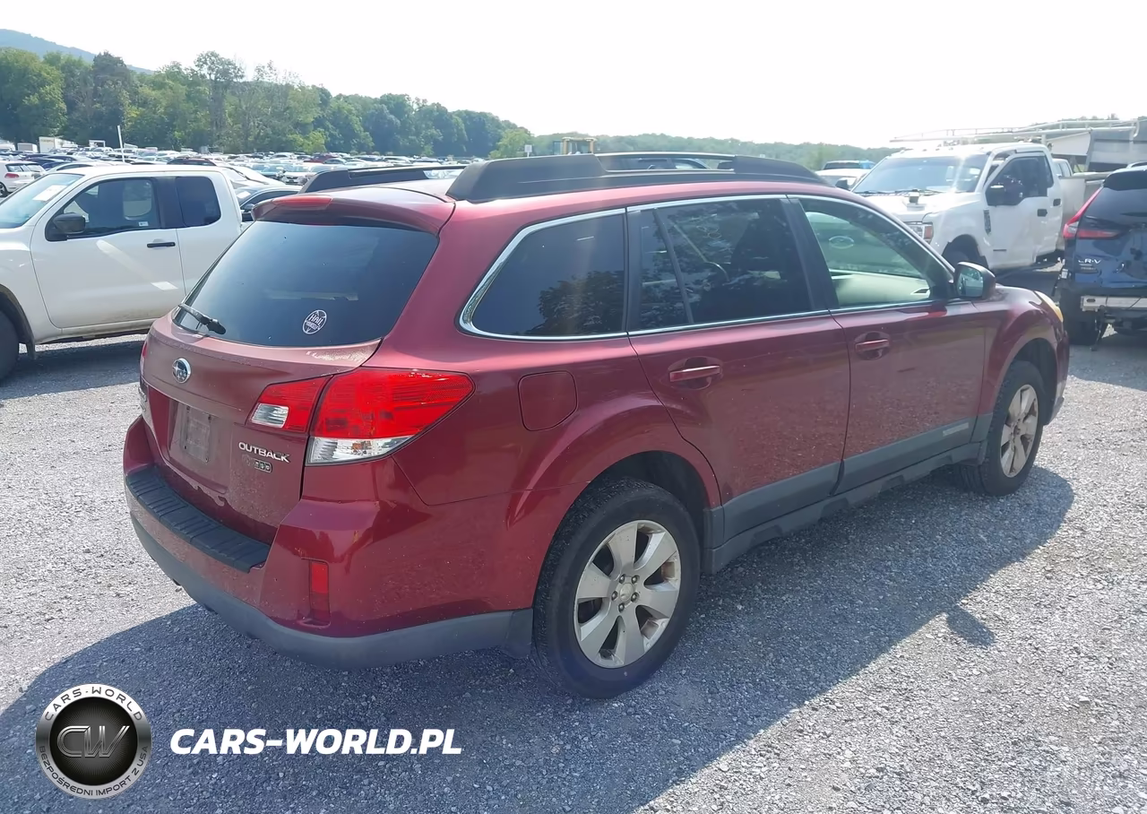 2012 Subaru Outback 2.5I Premium VIN:4S4BRCCC8C3264992 - 4