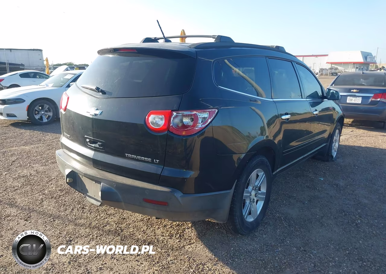 2010 Chevrolet Traverse Lt VIN:1GNLRGED7AS102528 - 4