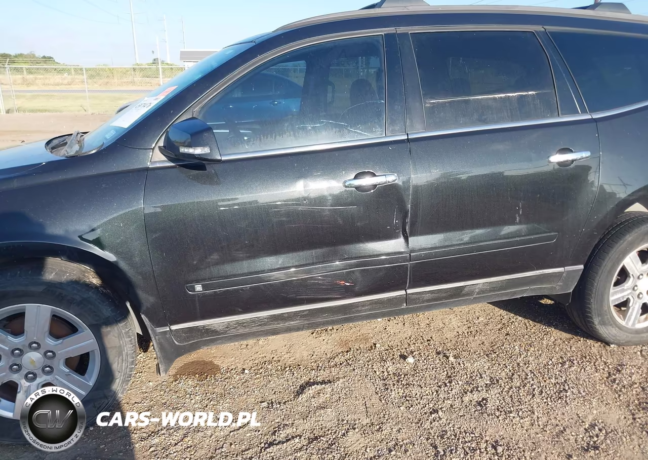 2010 Chevrolet Traverse Lt VIN:1GNLRGED7AS102528 - 6