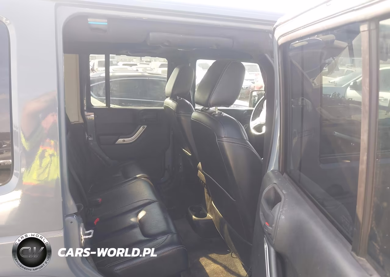2014 Jeep Wrangler Unlimited Rubicon VIN:1C4BJWFG0EL119167 - 8