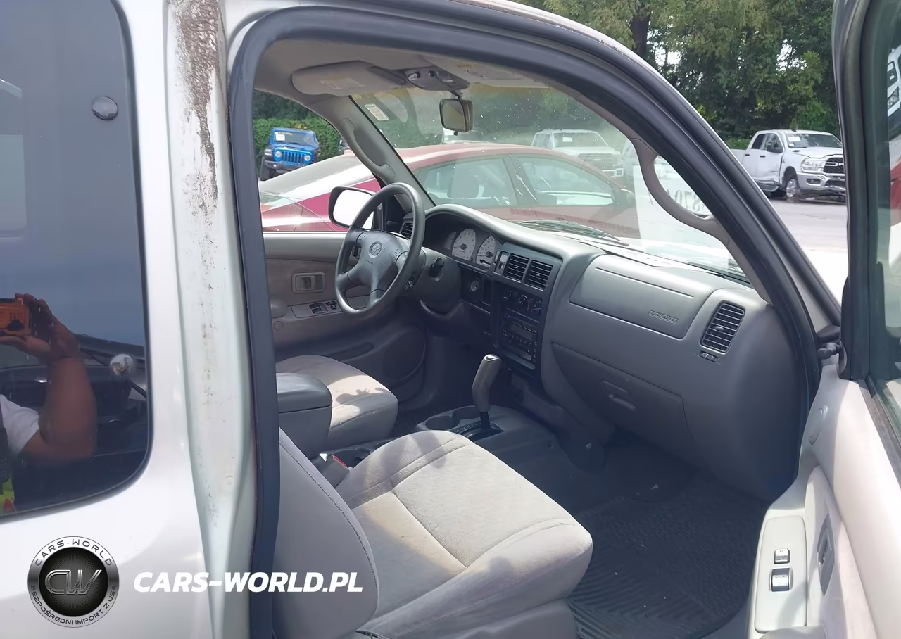 2004 Toyota Tacoma VIN:5TEVL52NX4Z367304 - 8