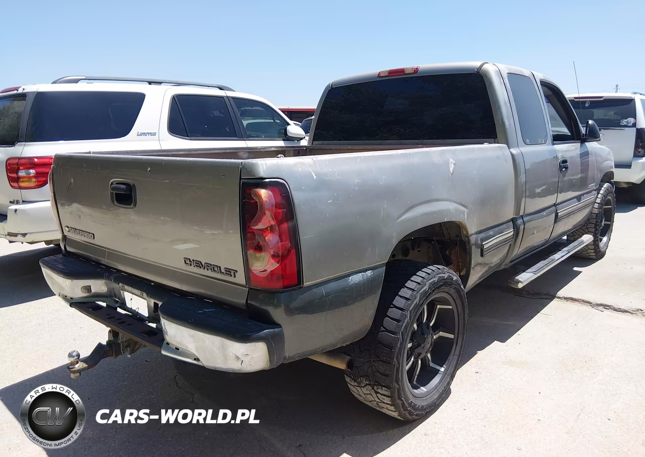 1999 Chevrolet Silverado 2500 Ls VIN:1GCFC29U1XZ170005 - 4