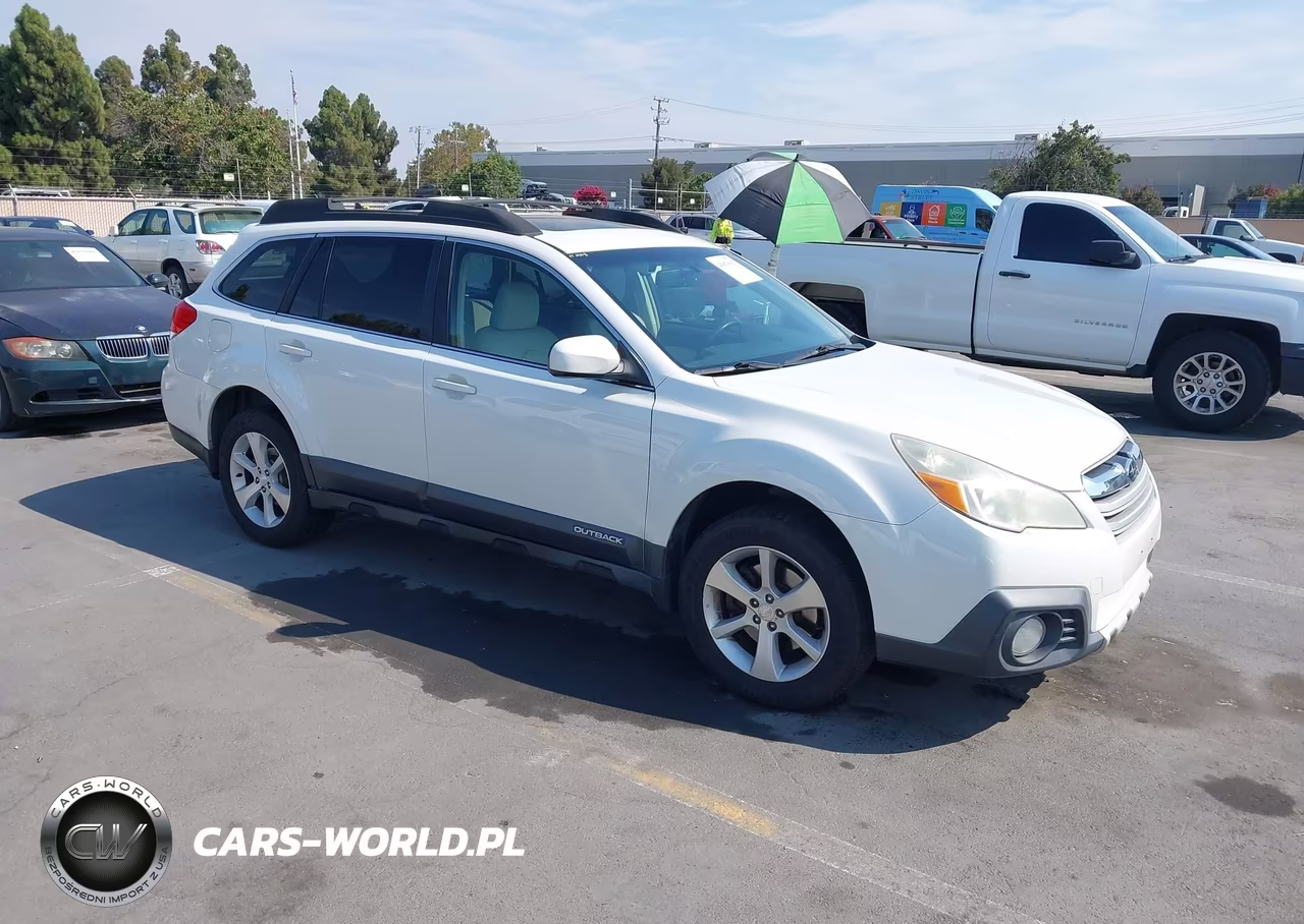2013 Subaru Outback 3.6R Limited – zdjęcie 1 z 16