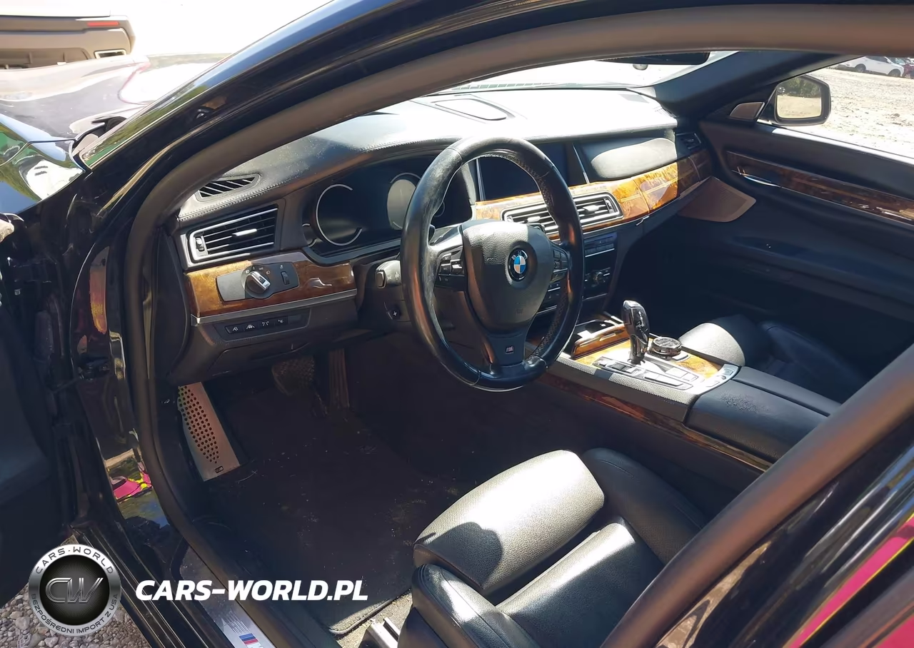 2015 BMW 740Ld xDrive VIN:WBAYG6C53FD383925 - 12