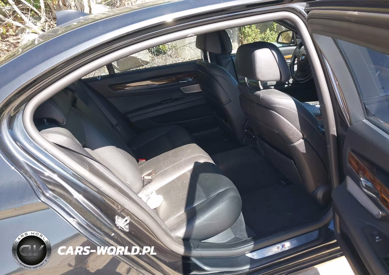 2015 BMW 740Ld xDrive VIN:WBAYG6C53FD383925 - 8