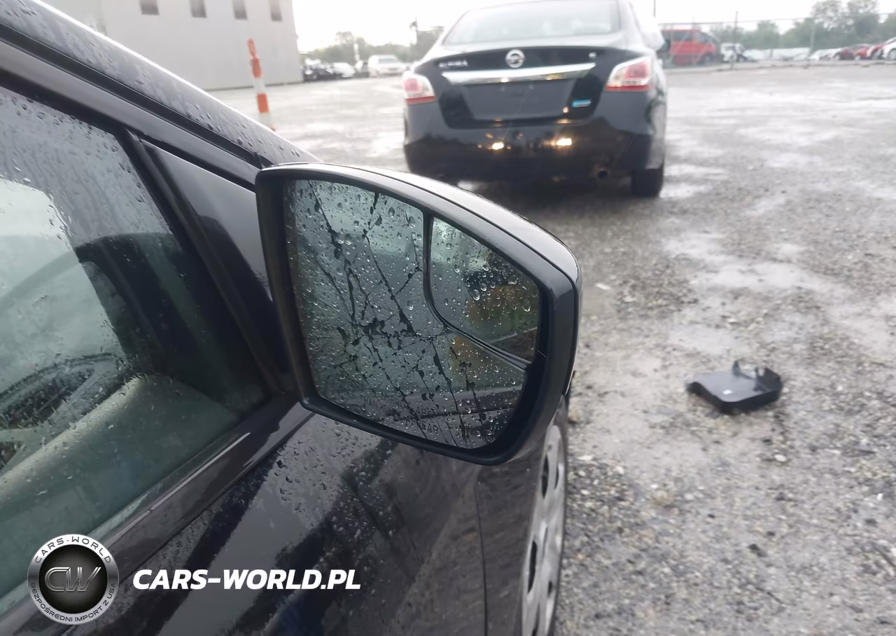 2017 Ford Focus S VIN:1FADP3E26HL213740 - 13
