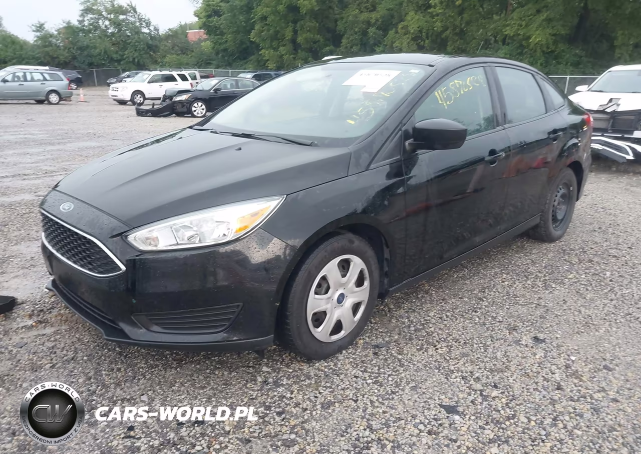 2017 Ford Focus S VIN:1FADP3E26HL213740 - 2