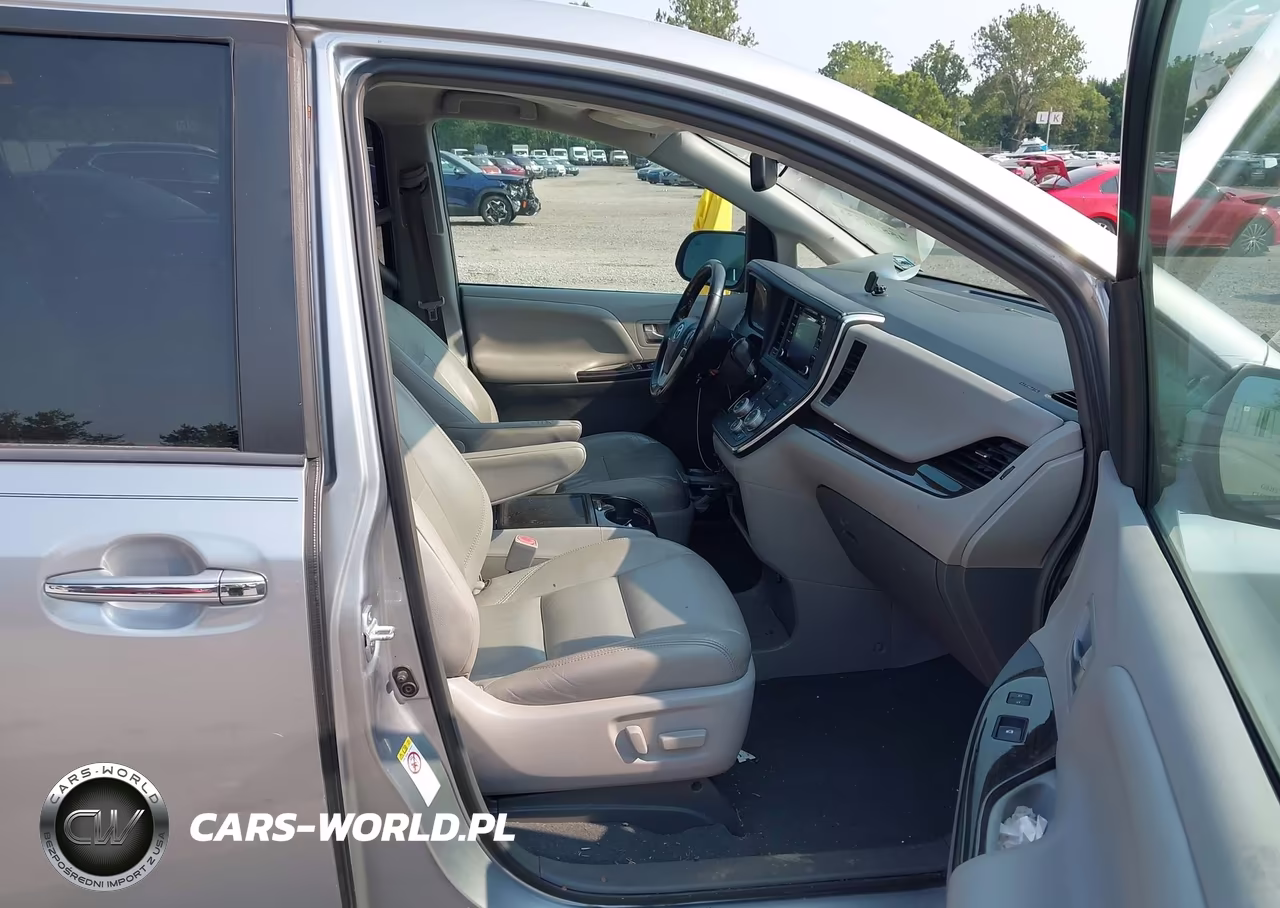 2018 Toyota Sienna Xle 8 Passenger VIN:5TDYZ3DC4JS952058 - 5