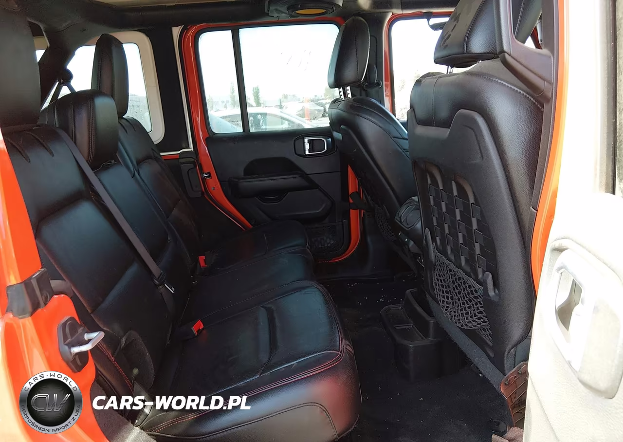 2018 Jeep Wrangler Unlimited Rubicon 4X4 VIN:1C4HJXFN4JW239450 - 8