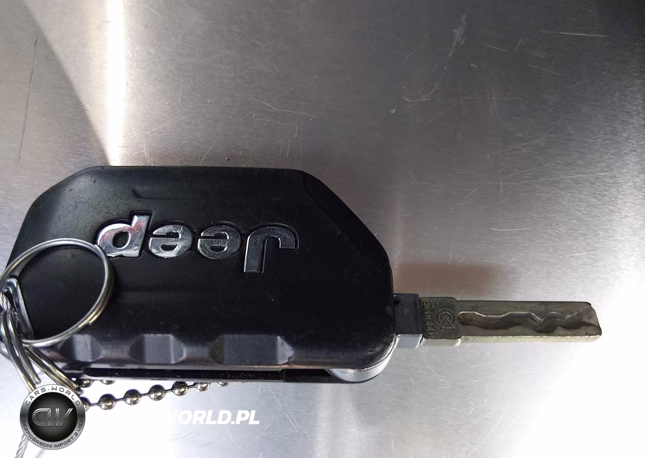 2021 Jeep Wrangler Unlimited Sport 4X4 VIN:1C4HJXDN1MW729352 - 11