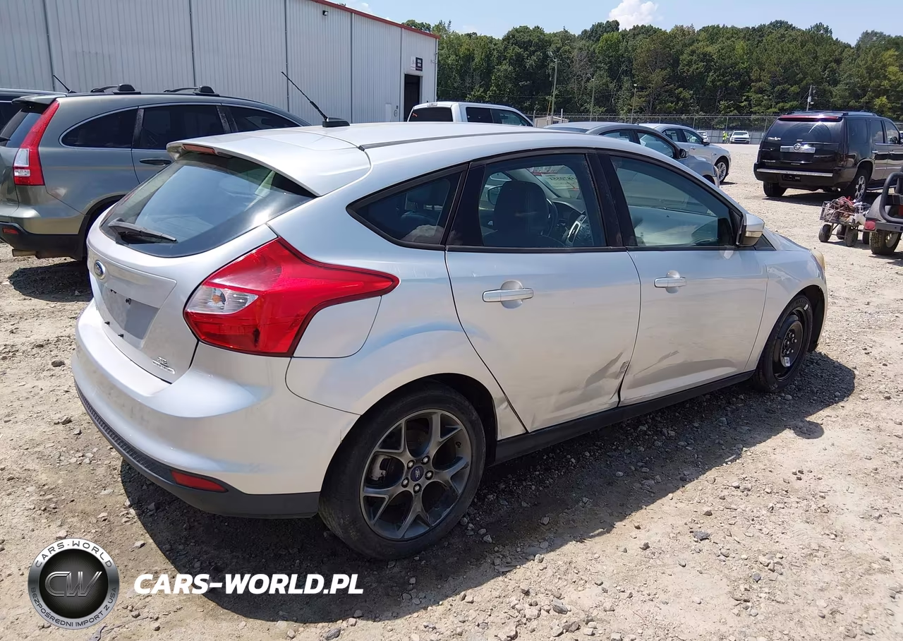 2013 Ford Focus Se VIN:1FADP3K2XDL344278 - 4