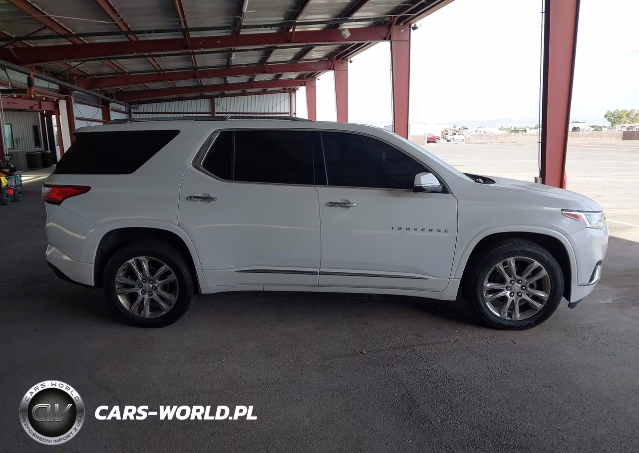 2018 Chevrolet Traverse High Country VIN:1GNEVKKW7JJ237138 - 13