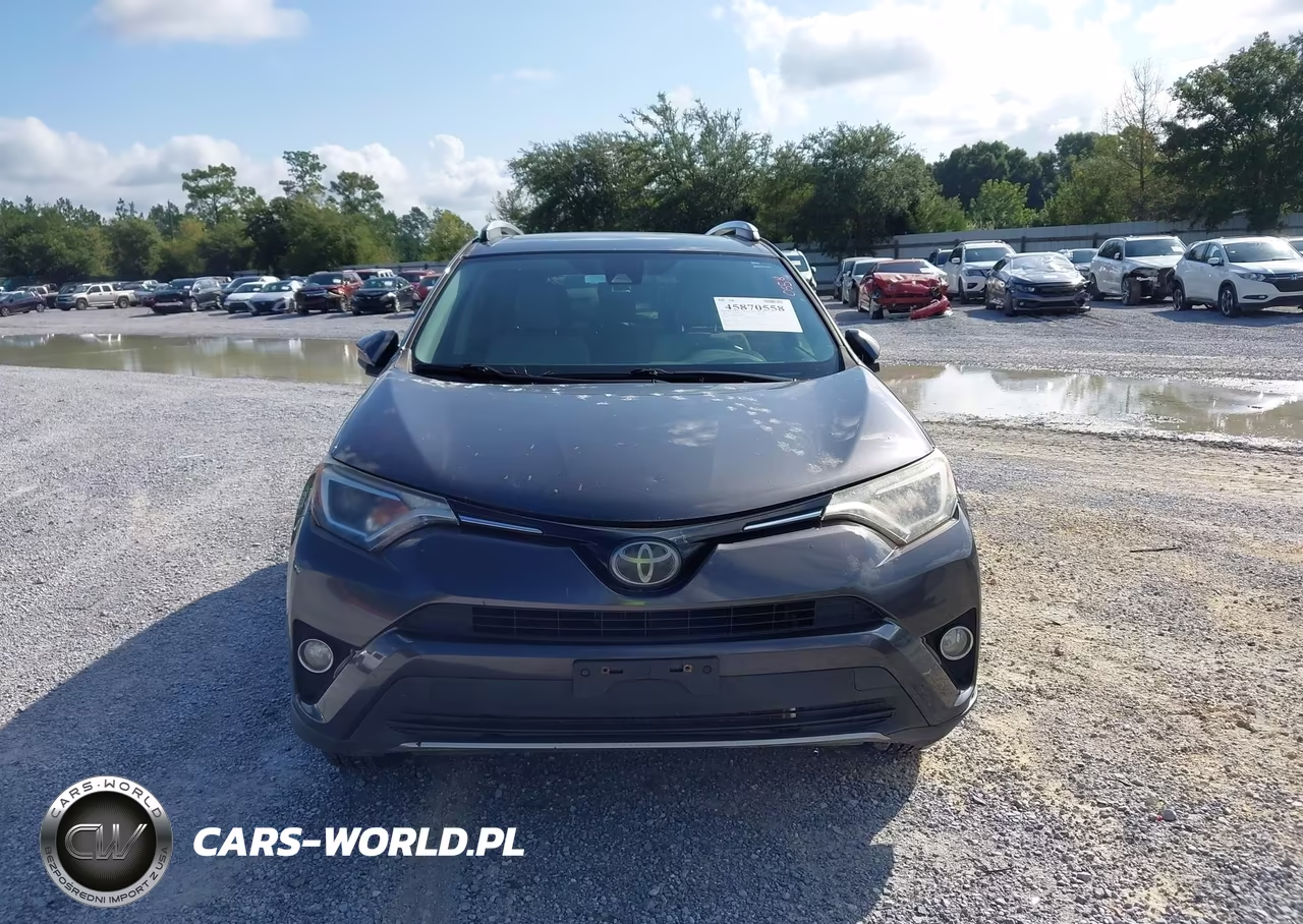 2018 Toyota Rav4 Xle VIN:JTMRFREVXJJ726040 - 12