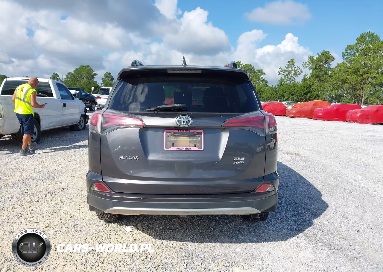 2018 Toyota Rav4 Xle VIN:JTMRFREVXJJ726040 - 16