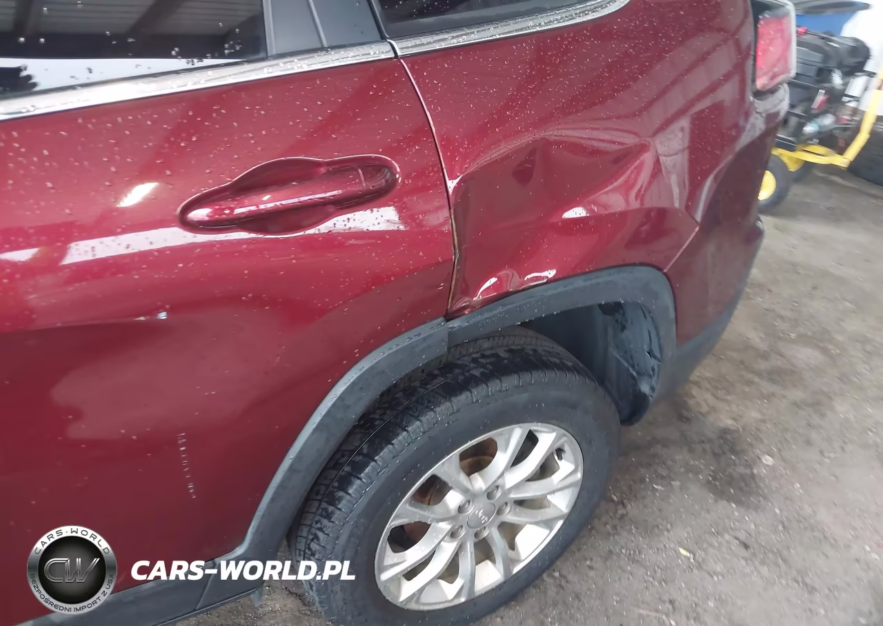 2019 Jeep Cherokee Latitude Fwd VIN:1C4PJLCB6KD222113 - 6