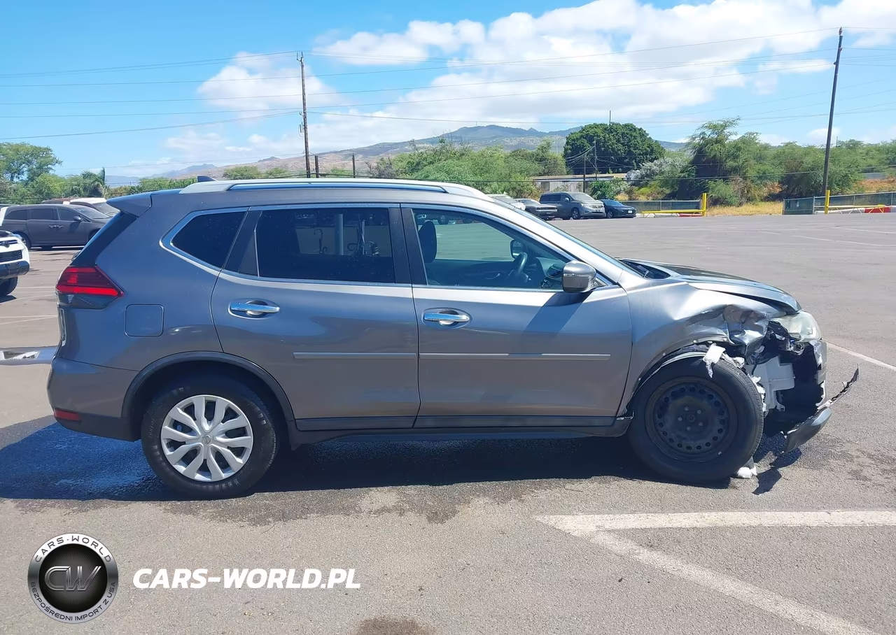 2017 Nissan Rogue S VIN:5N1AT2MT1HC745535 - 13