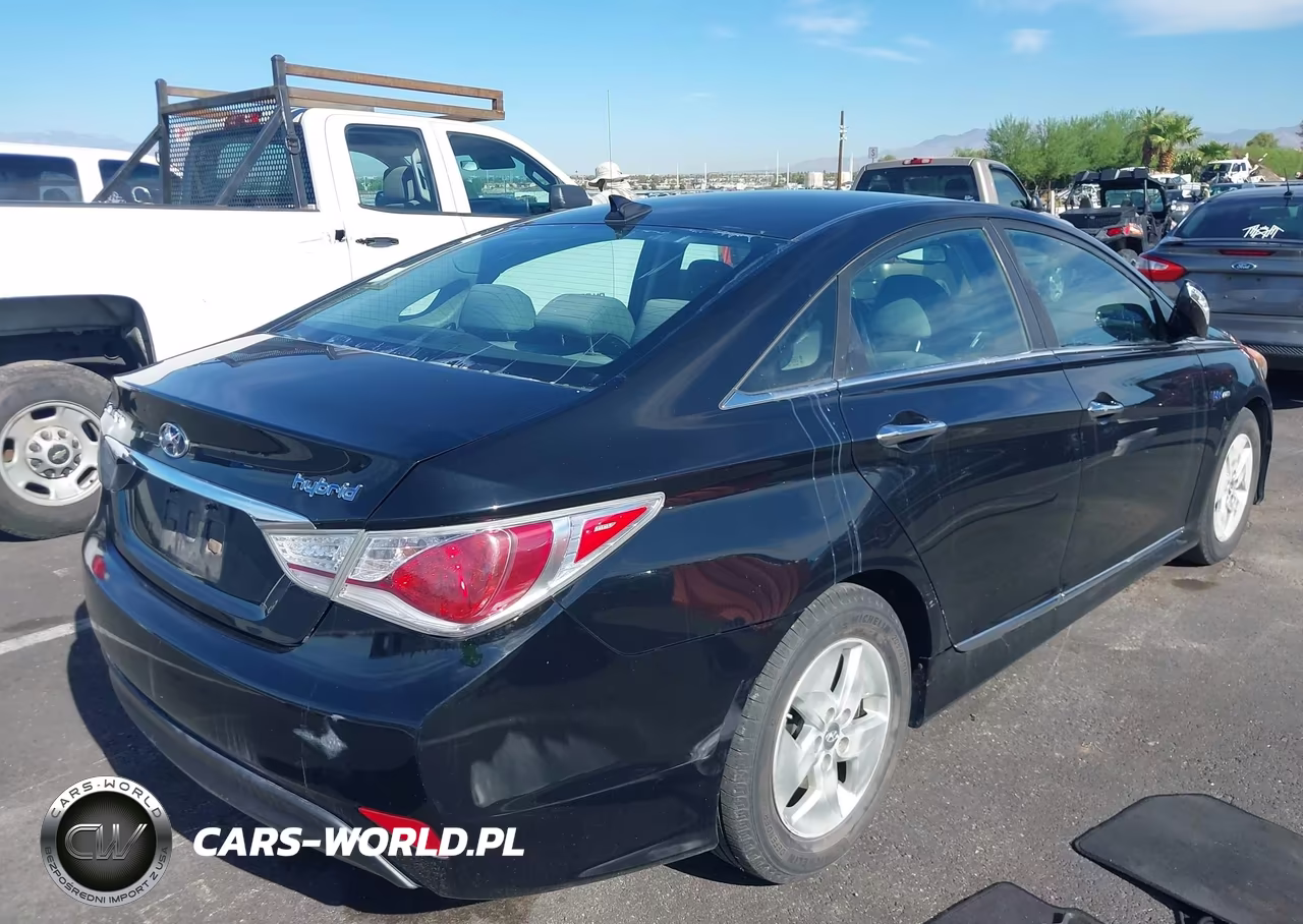 2012 Hyundai Sonata Hybrid VIN:KMHEC4A41CA062703 - 4