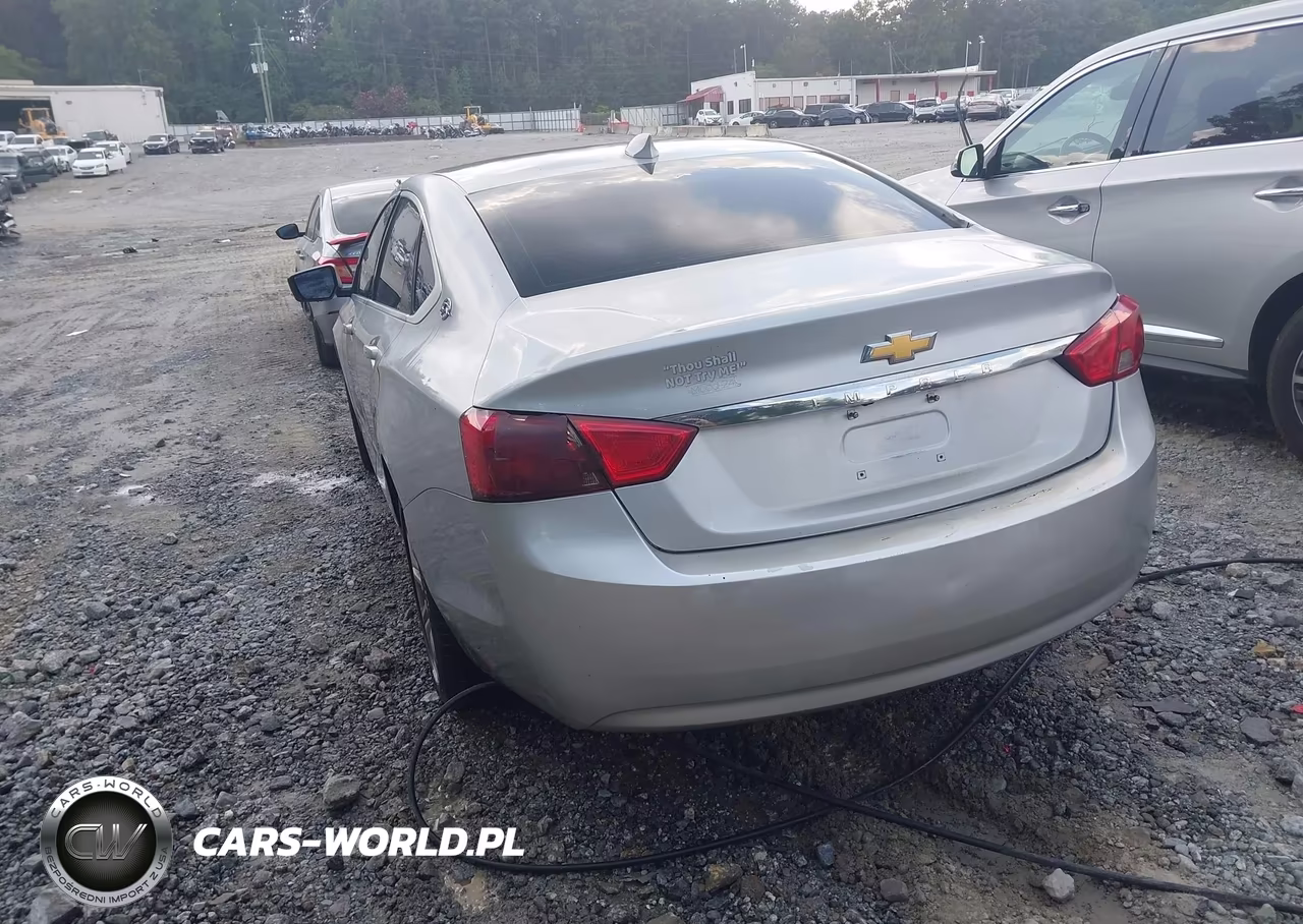 2018 Chevrolet Impala 1Lt VIN:1G1105S30JU116245 - 3