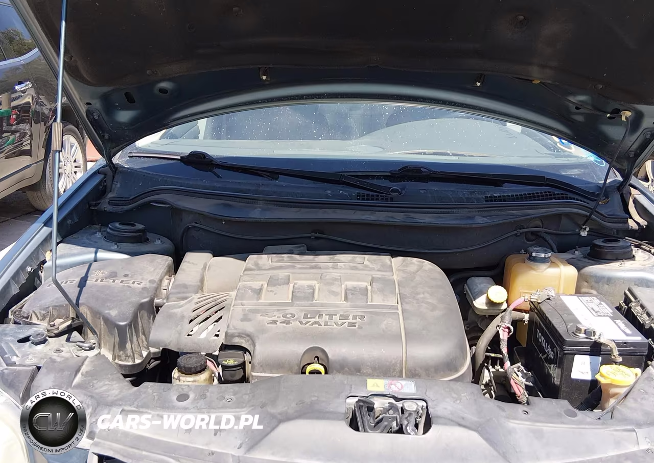2007 Chrysler Pacifica Touring VIN:2A8GM68X07R337431 - 10