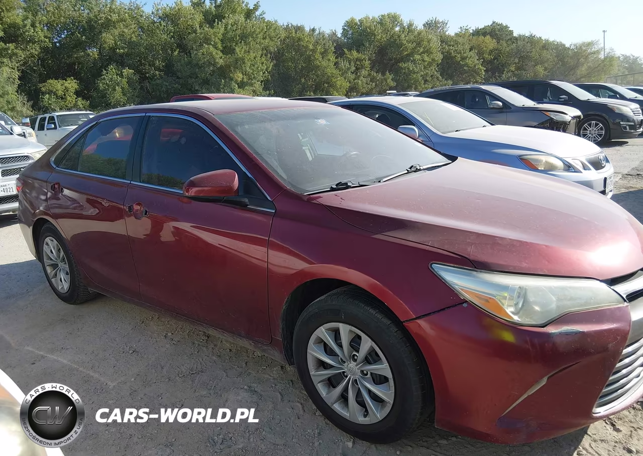 2016 Toyota Camry Le VIN:4T1BF1FK6GU553191 - 13
