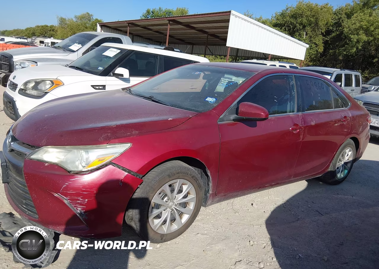 2016 Toyota Camry Le VIN:4T1BF1FK6GU553191 - 14