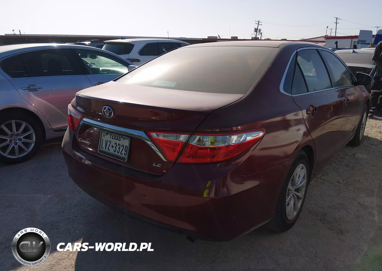 2016 Toyota Camry Le VIN:4T1BF1FK6GU553191 - 4