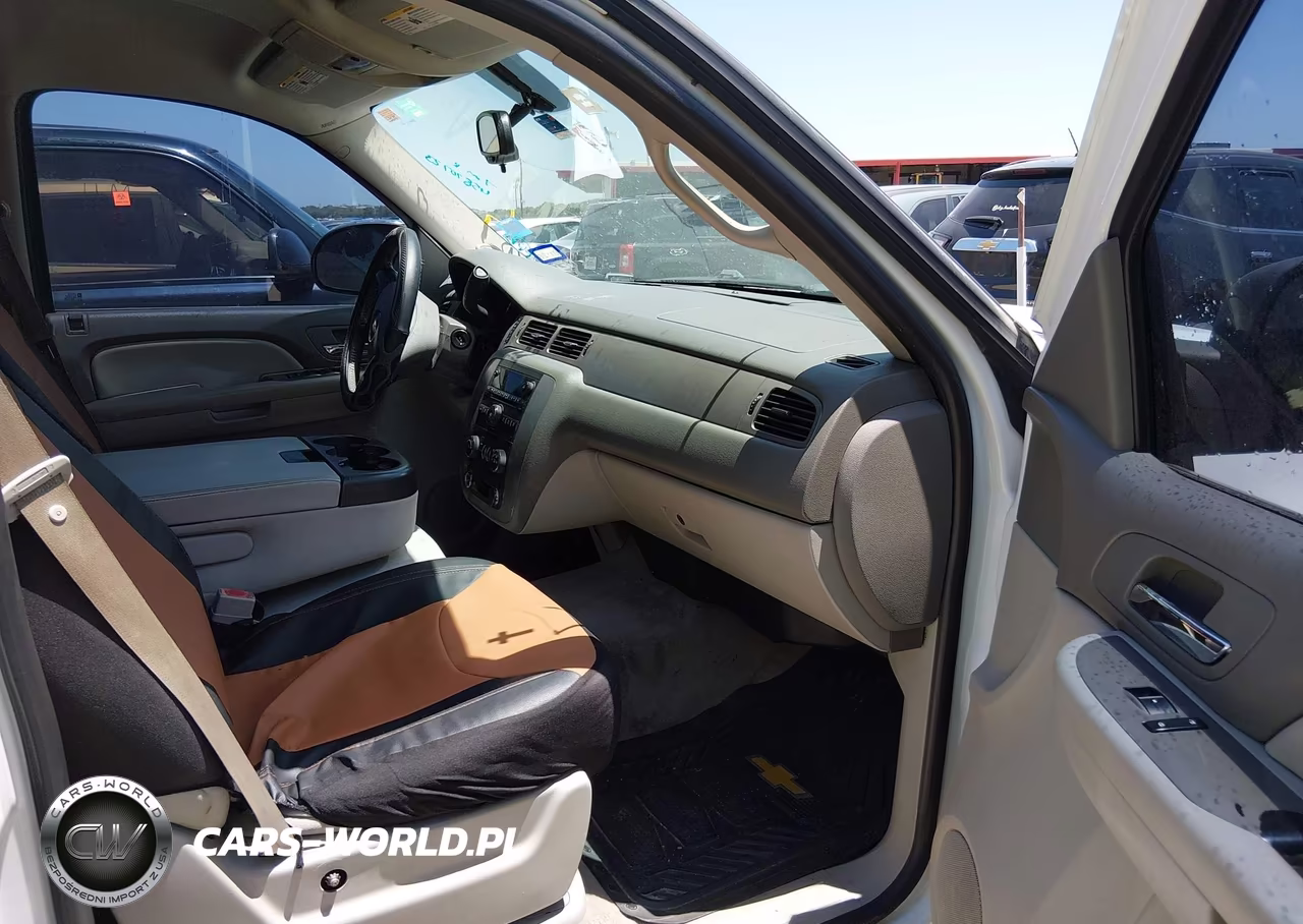 2009 Chevrolet Tahoe Ls VIN:1GNFC13C69R238271 - 5
