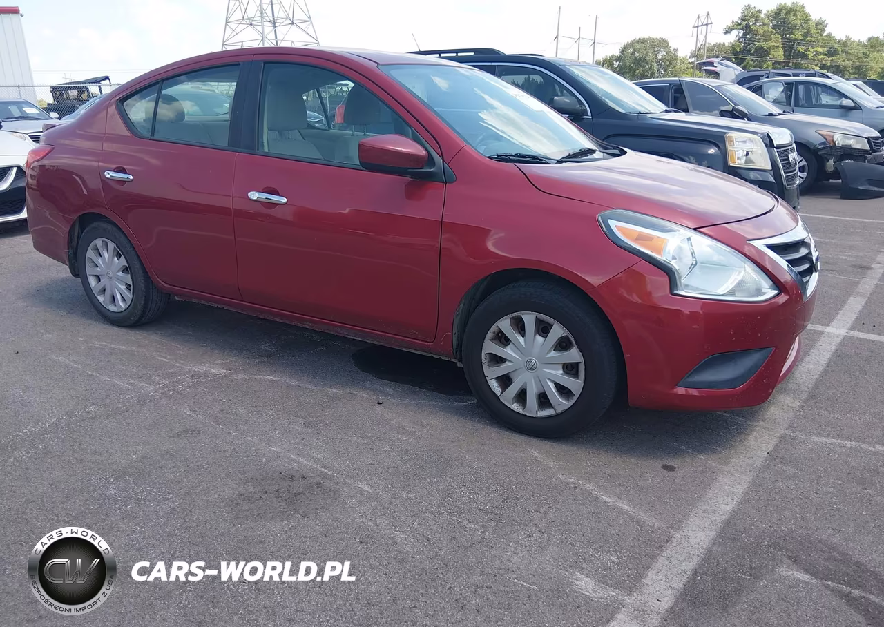 2015 Nissan Versa 1.6 Sv