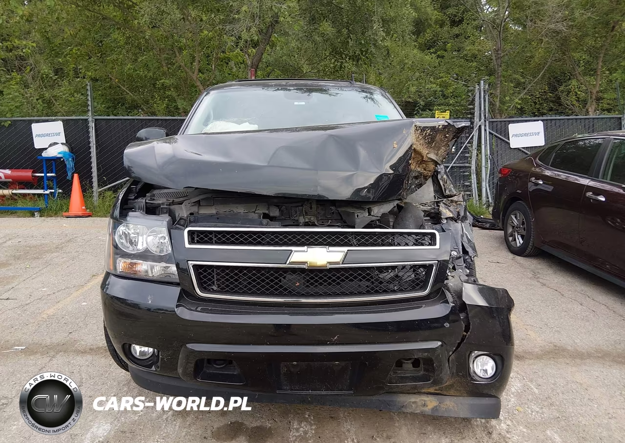 2011 Chevrolet Tahoe Lt VIN:1GNSKBE02BR159180 - 12