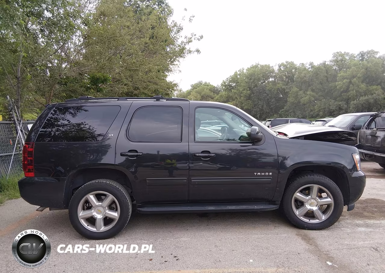 2011 Chevrolet Tahoe Lt VIN:1GNSKBE02BR159180 - 13