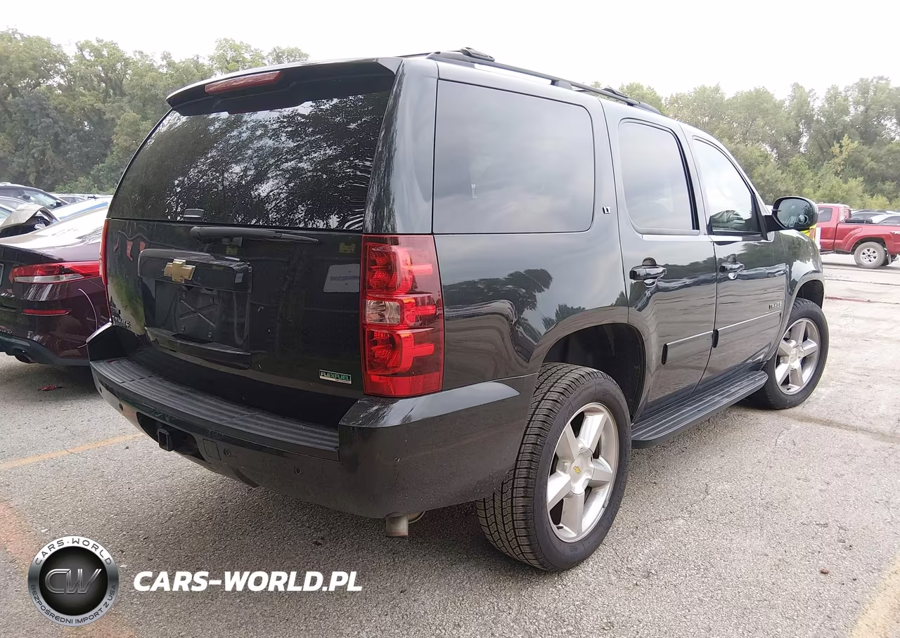 2011 Chevrolet Tahoe Lt VIN:1GNSKBE02BR159180 - 4