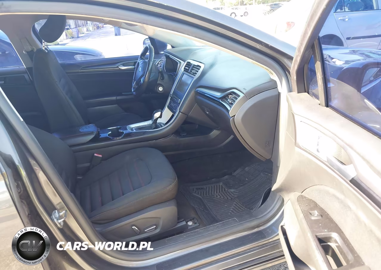 2016 Ford Fusion Se VIN:3FA6P0H77GR249418 - 5
