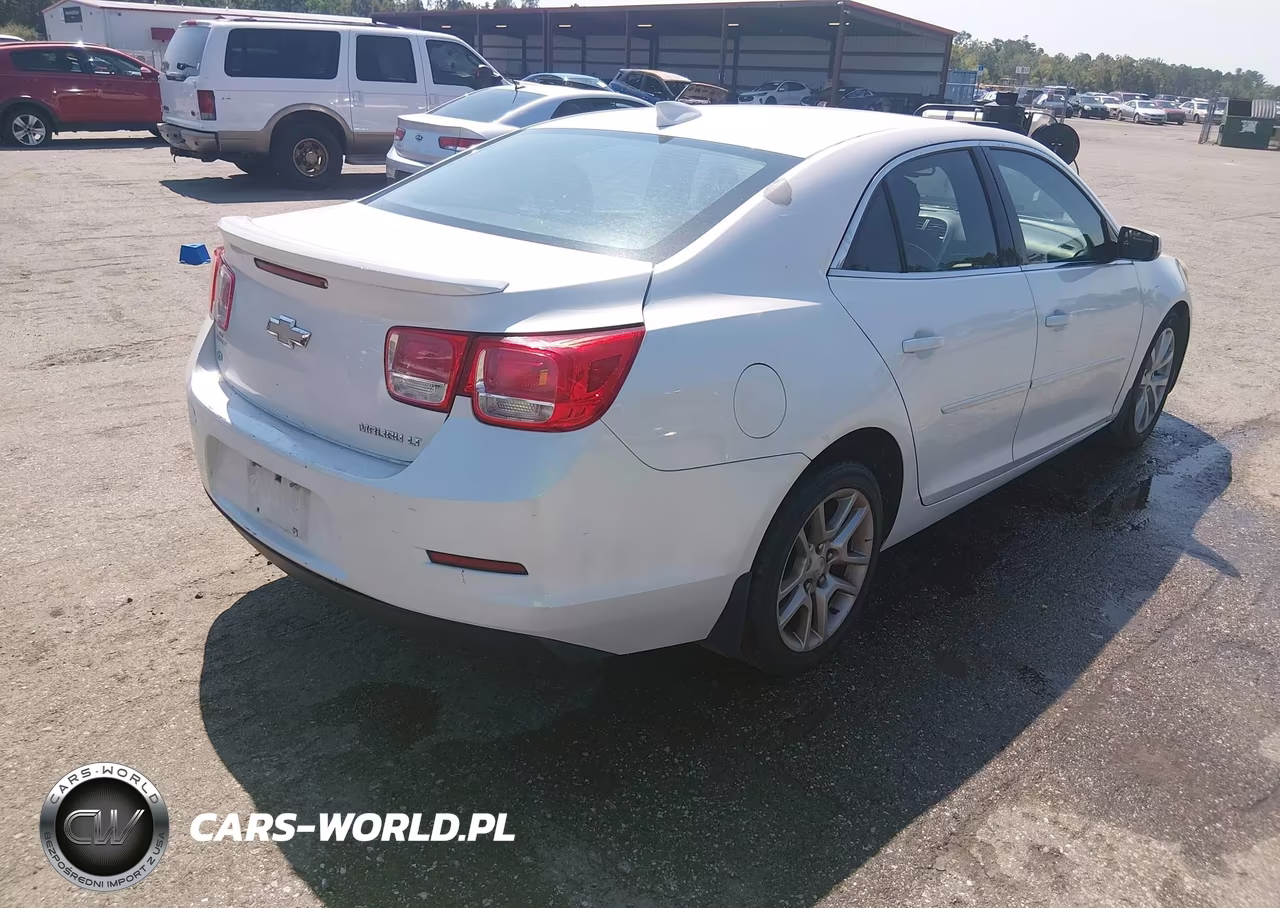 2015 Chevrolet Malibu 1Lt VIN:1G11C5SL6FU147000 - 4