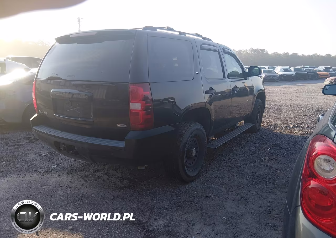 2008 Chevrolet Tahoe Ltz VIN:1GNFC13008R248329 - 4