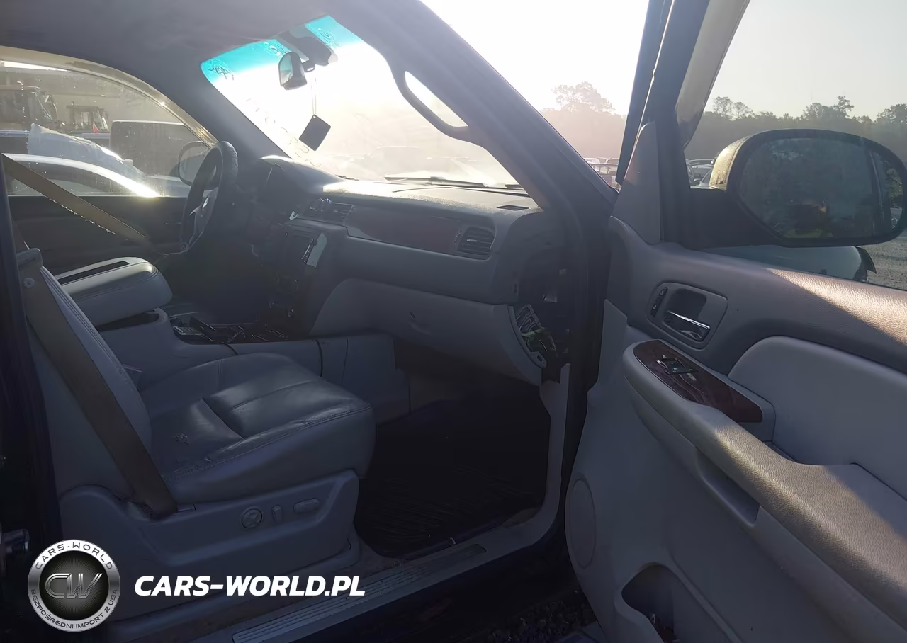 2008 Chevrolet Tahoe Ltz VIN:1GNFC13008R248329 - 5