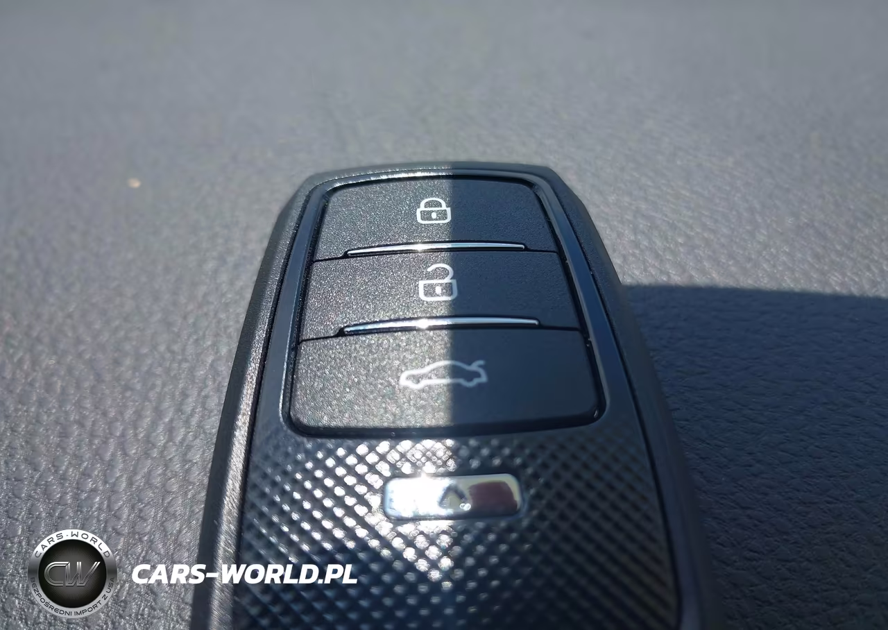 2022 Toyota Camry Xse VIN:4T1K61AKXNU020703 - 11