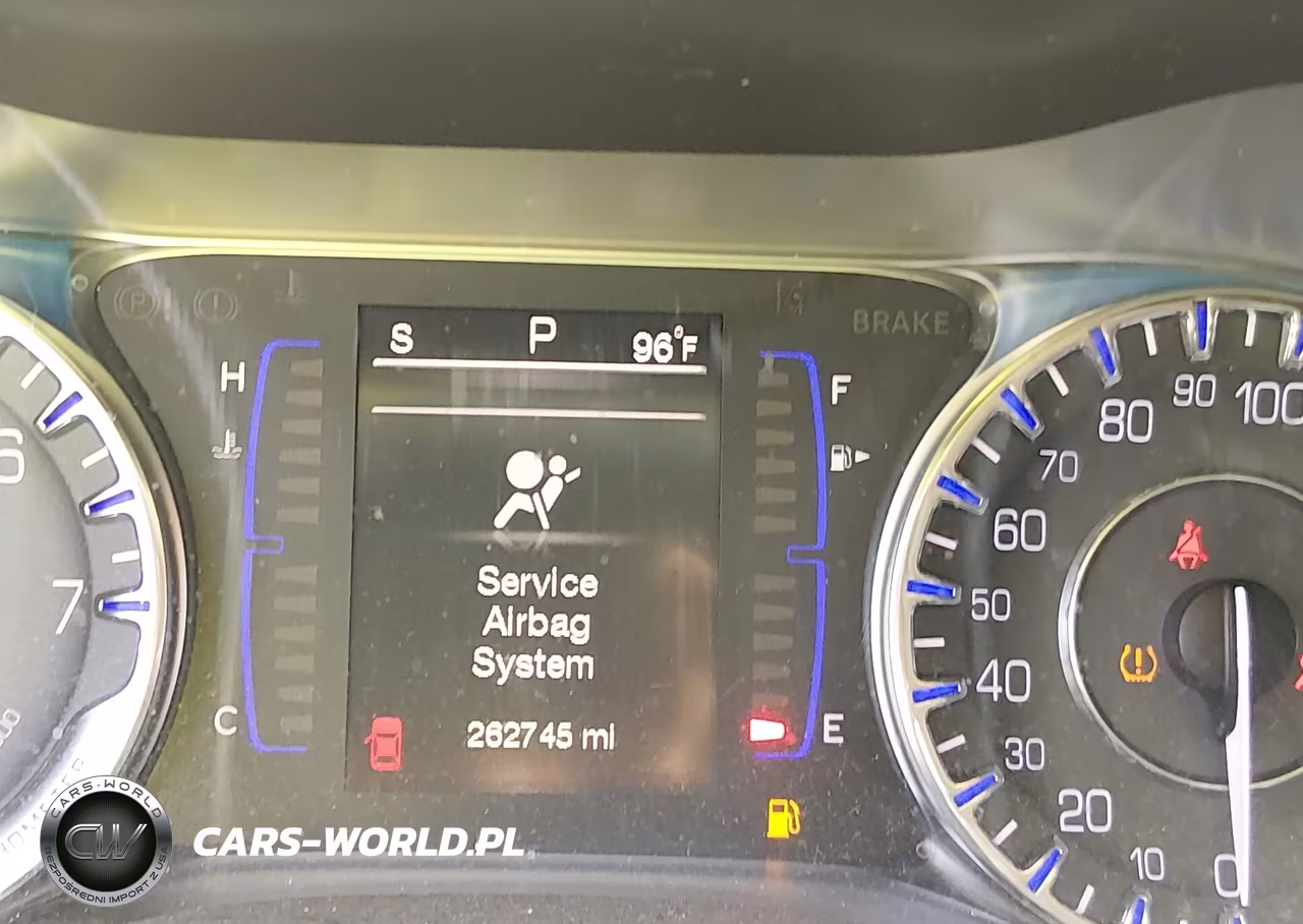 2015 Chrysler 200 Limited VIN:1C3CCCAB0FN611409 - 15