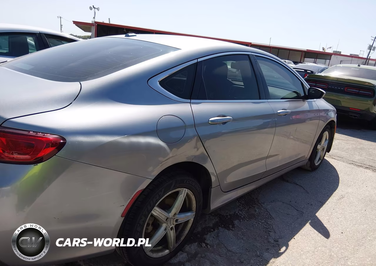 2015 Chrysler 200 Limited VIN:1C3CCCAB0FN611409 - 6