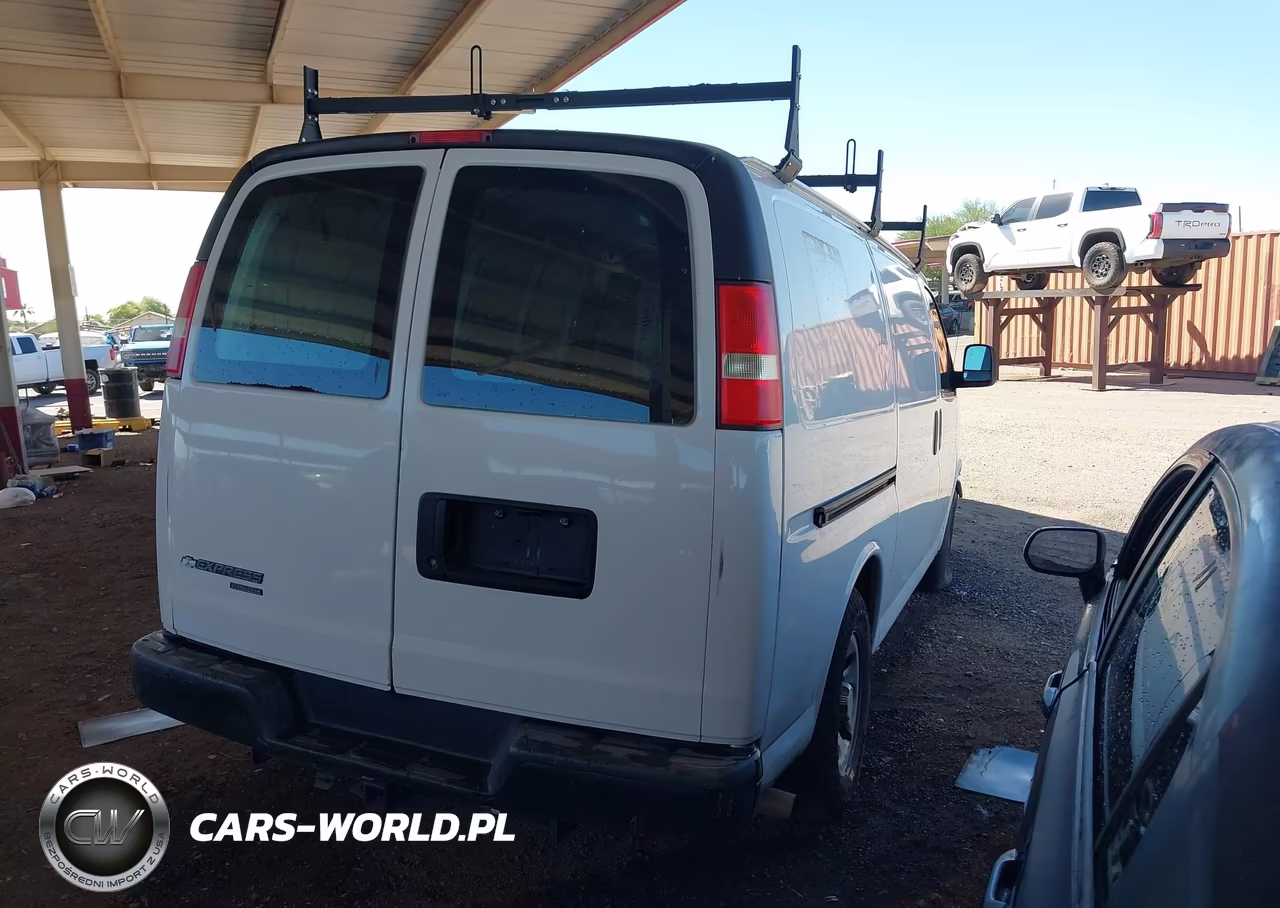 2011 Chevrolet Express 1500 Work Van VIN:1GCSGAFX9B1176704 - 4