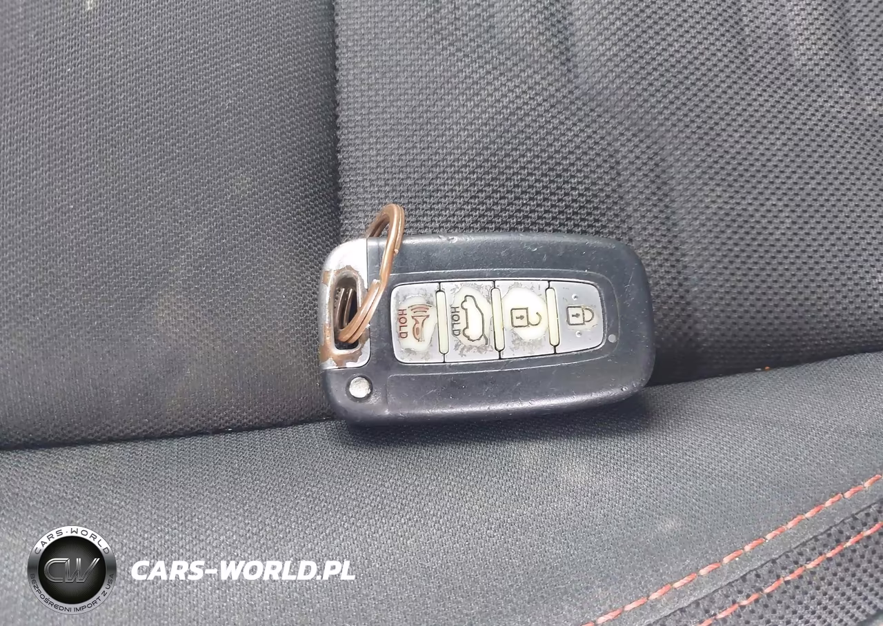 2012 Hyundai Veloster Base W-Gray VIN:KMHTC6AD9CU037288 - 11